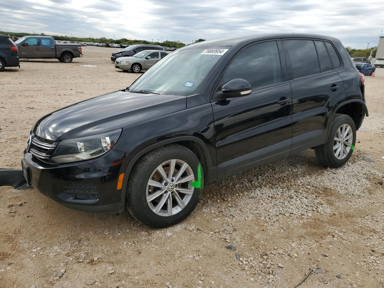 2018 Volkswagen Tiguan VIN WVGAV7AX9JK000087
