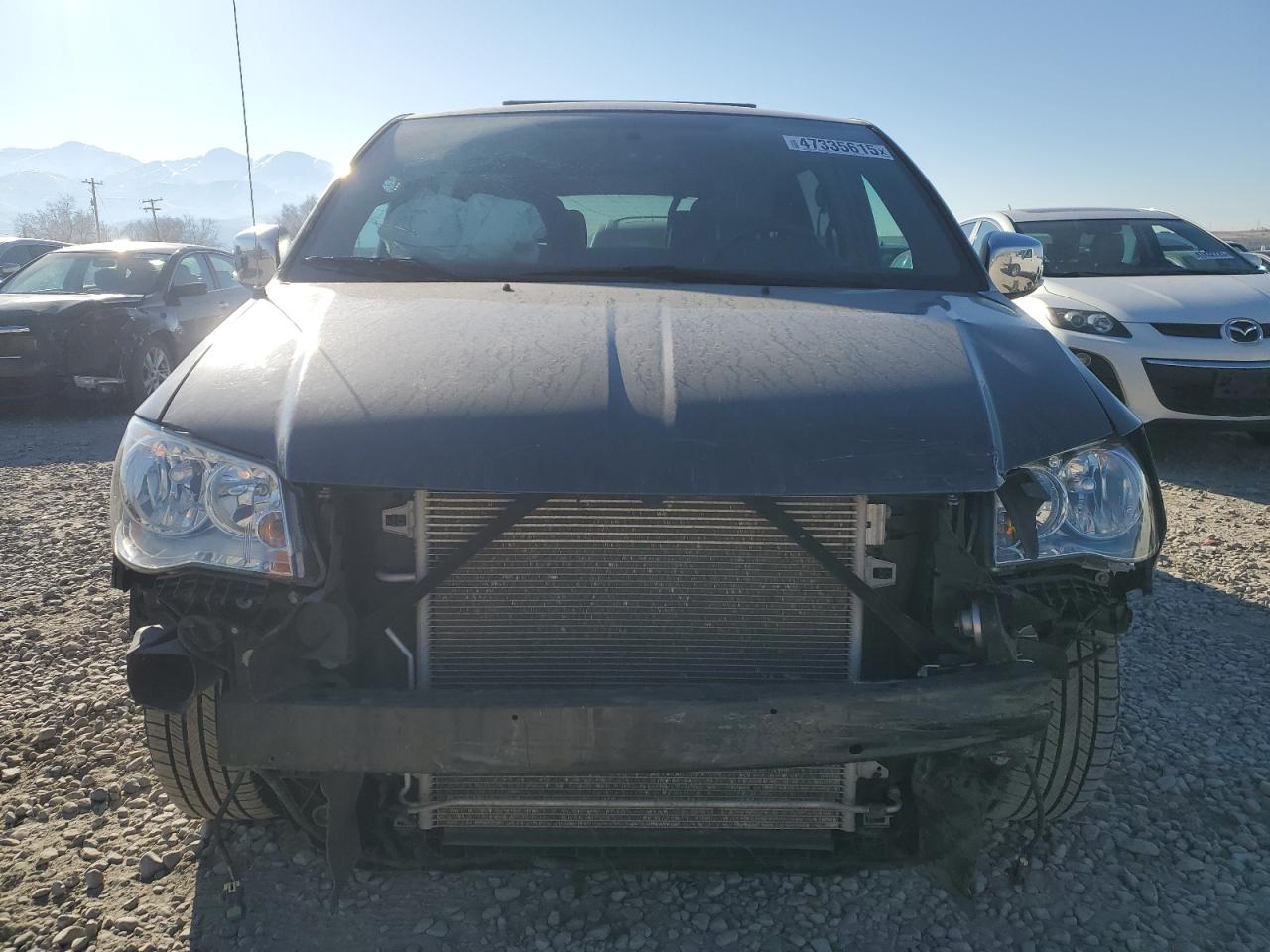 2015 Chrysler Town & Country VIN 2C4RC1CG3FR572658 Copart auction photo, front end damage thumbnail 5