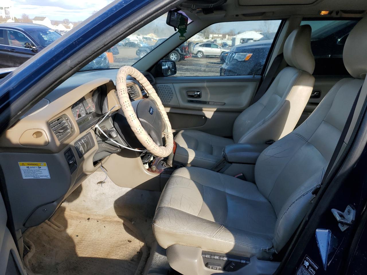 1999 Volvo V70 VIN YV1LZ56D5X2583975 Copart auction photo, front end damage thumbnail 7