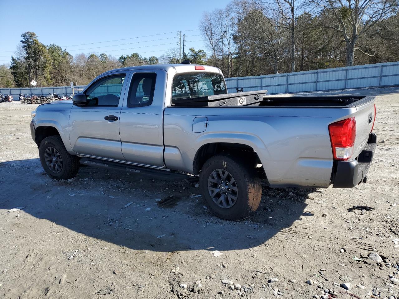 2016 Toyota Tacoma VIN 5TFRX5GN9GX066453 Copart auction photo, rear end / side damage thumbnail 2