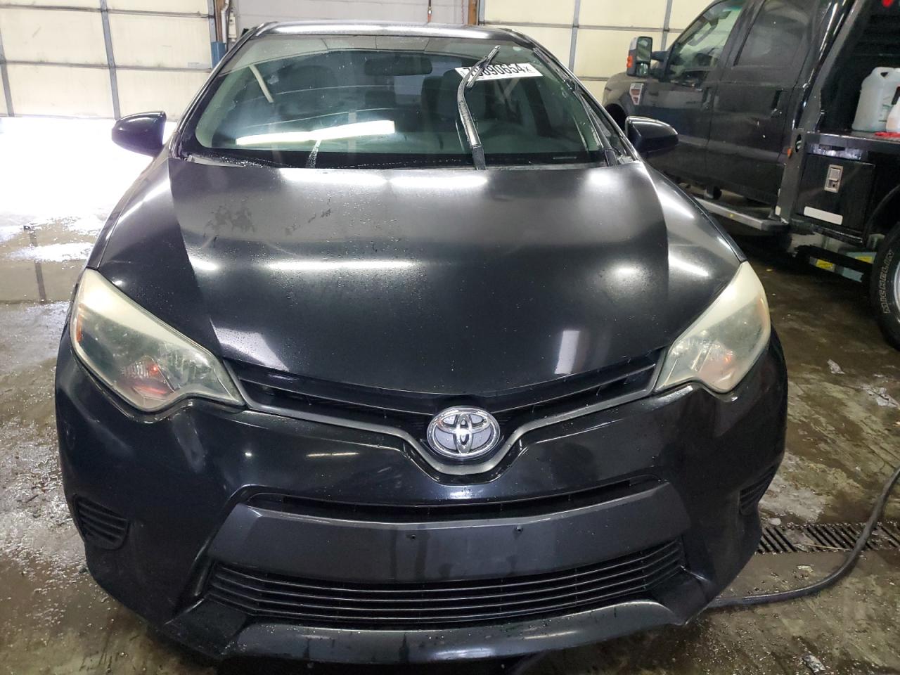 2015 Toyota Corolla VIN 5YFBURHE1FP280902 Copart auction photo, side / hail damage thumbnail 5