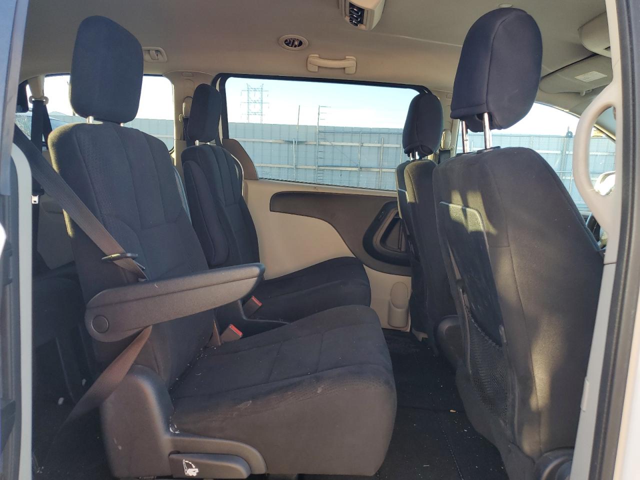 2011 Dodge Caravan VIN 2D4RN3DGXBR672998 Copart auction photo, rear end / front end damage thumbnail 11