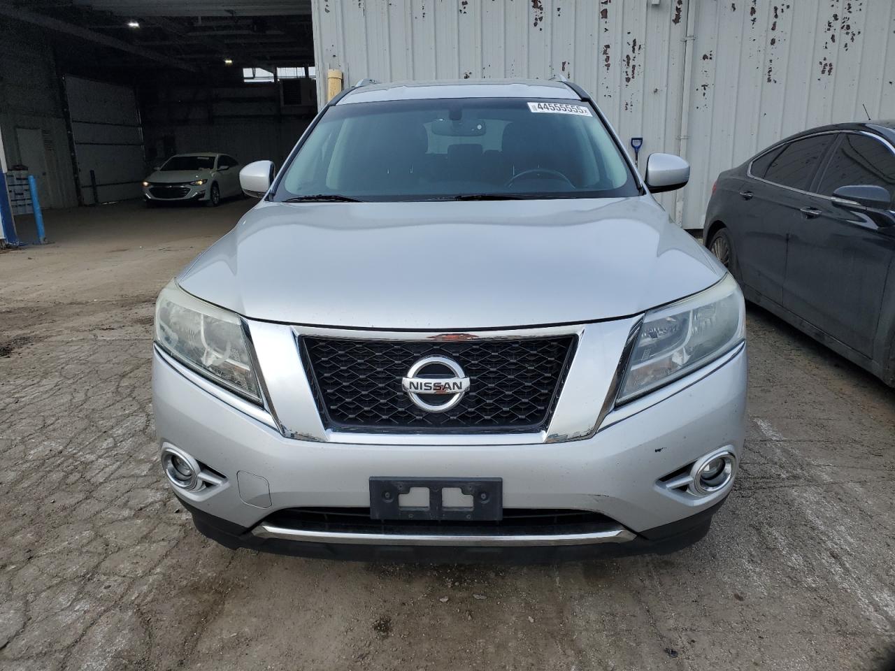 2013 Nissan Pathfinder VIN 5N1AR2MMXDC623421 Copart auction photo, minor dent/scratches damage thumbnail 5