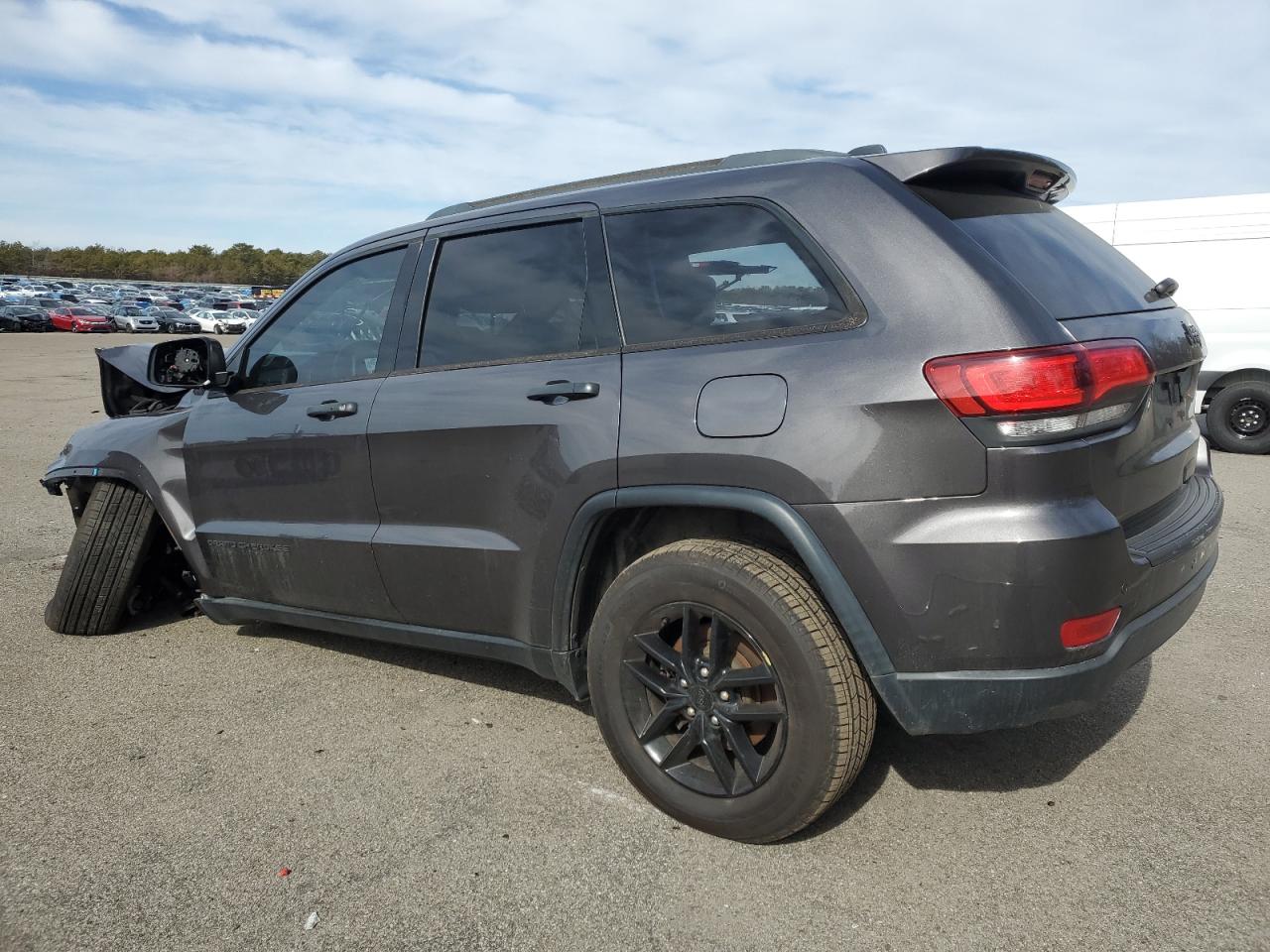 2020 Jeep Grand Cherokee VIN 1C4RJFBG9LC358475 Copart auction photo, front end / minor dent/scratches damage thumbnail 2
