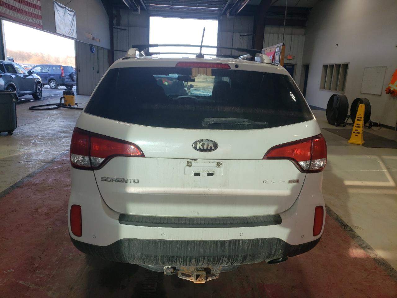 2014 KIA Sorento VIN 5XYKT4A66EG494618 Copart auction photo, front end damage thumbnail 6