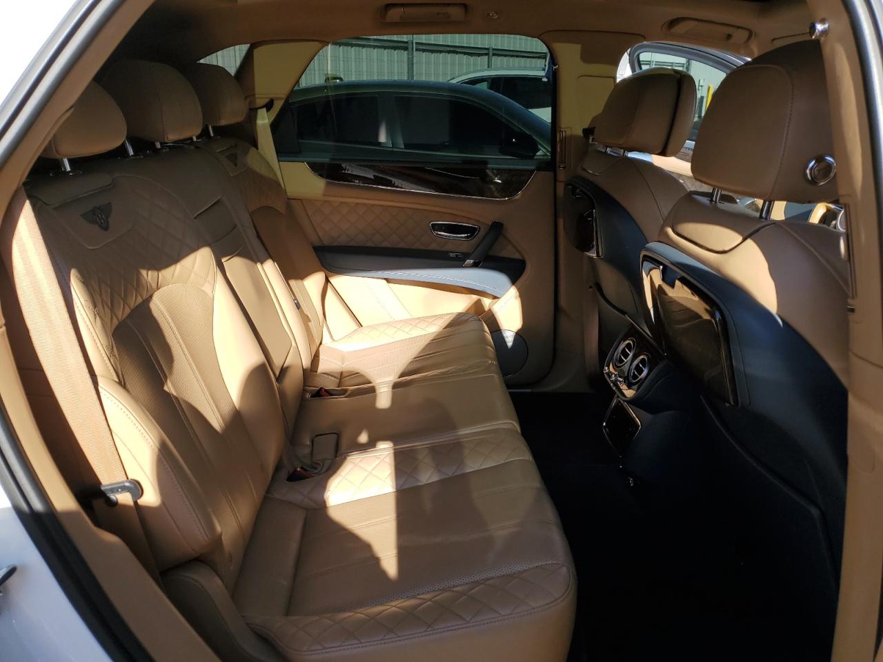 2017 Bentley Bentayga VIN SJAAC2ZV9HC013783 Copart auction photo, front end damage thumbnail 10