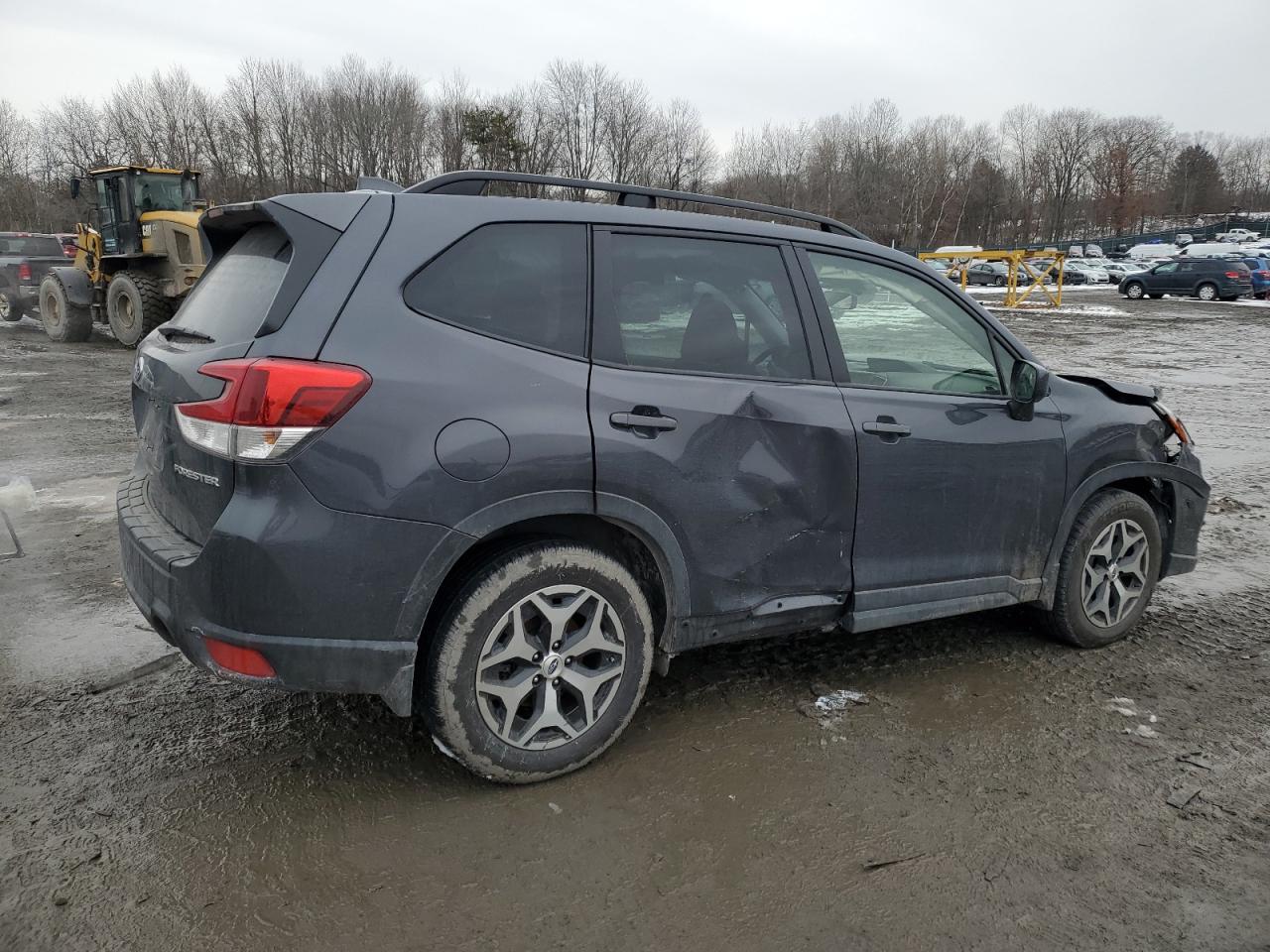 2021 Subaru Forester VIN JF2SKAFC2MH591936 Copart auction photo, front end / side damage thumbnail 3