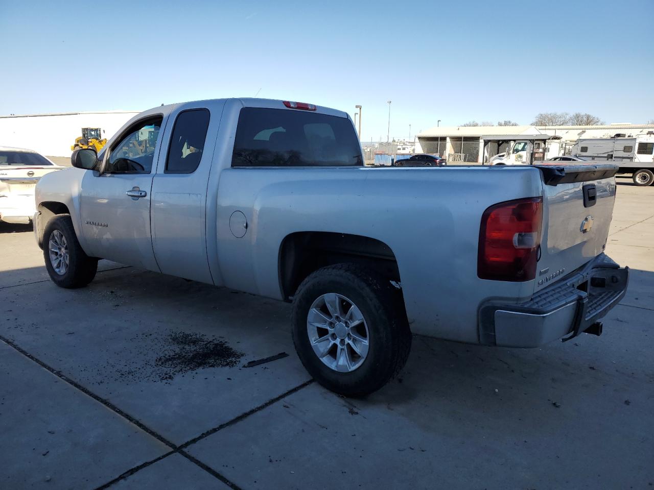 2011 Chevrolet Silverado VIN 1GCRKREAXBZ266065 Copart auction photo, rear end damage thumbnail 2