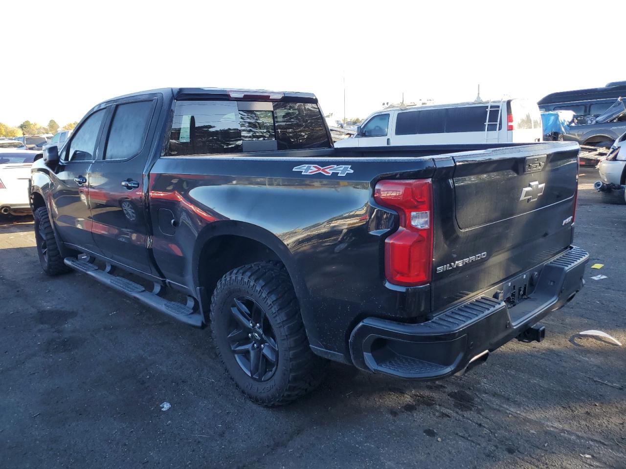 2021 Chevrolet Silverado VIN 3GCUYEEL5MG345911 Copart auction photo, front end damage thumbnail 2
