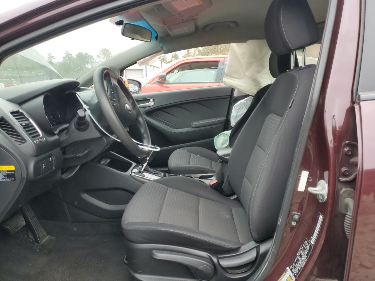 2018 KIA Forte VIN 3KPFL4A76JE170294 Copart auction photo, side / minor dent/scratches damage thumbnail 7