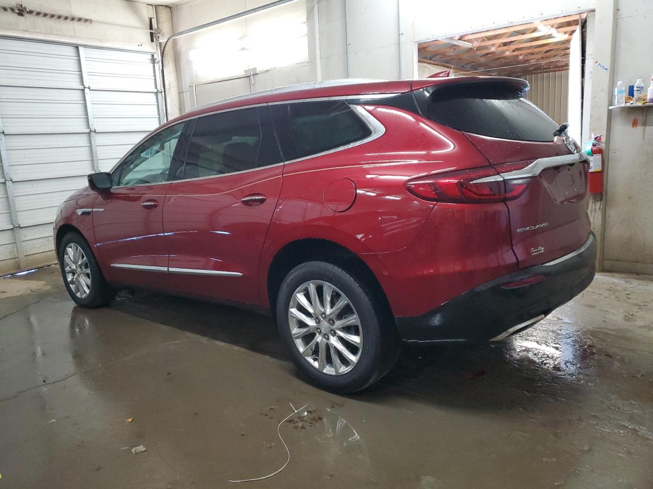 2021 Buick Enclave VIN 5GAERCKW2MJ171381 Copart auction photo, side / front end damage thumbnail 2