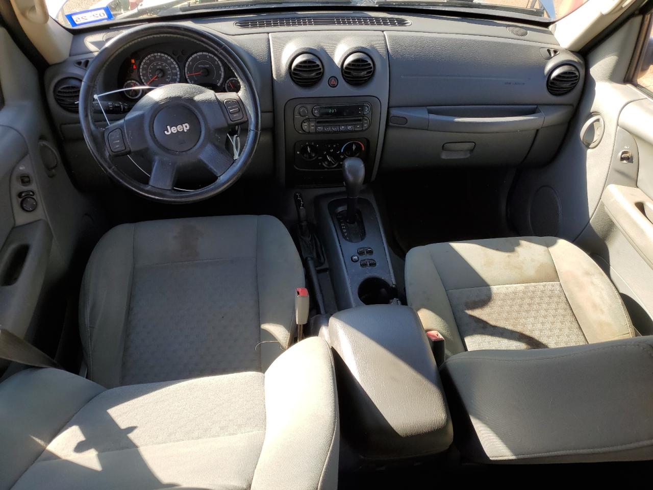 2007 Jeep Liberty (North America) VIN 1J4GL48K07W591435 Copart auction photo, front end damage thumbnail 8
