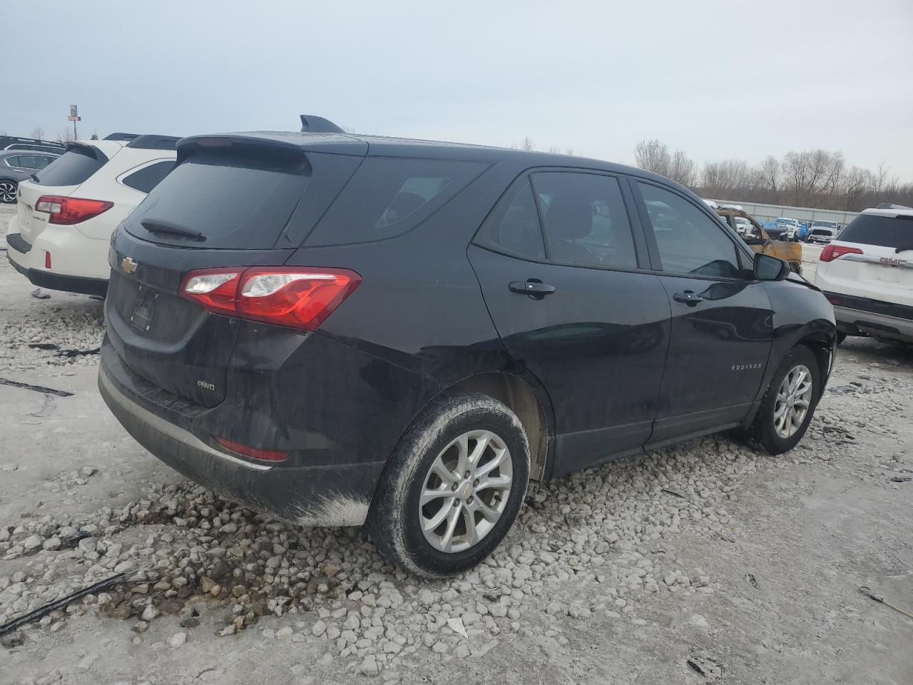 2018 Chevrolet Equinox VIN 2GNAXREVXJ6347828 Copart auction photo, front end damage thumbnail 3