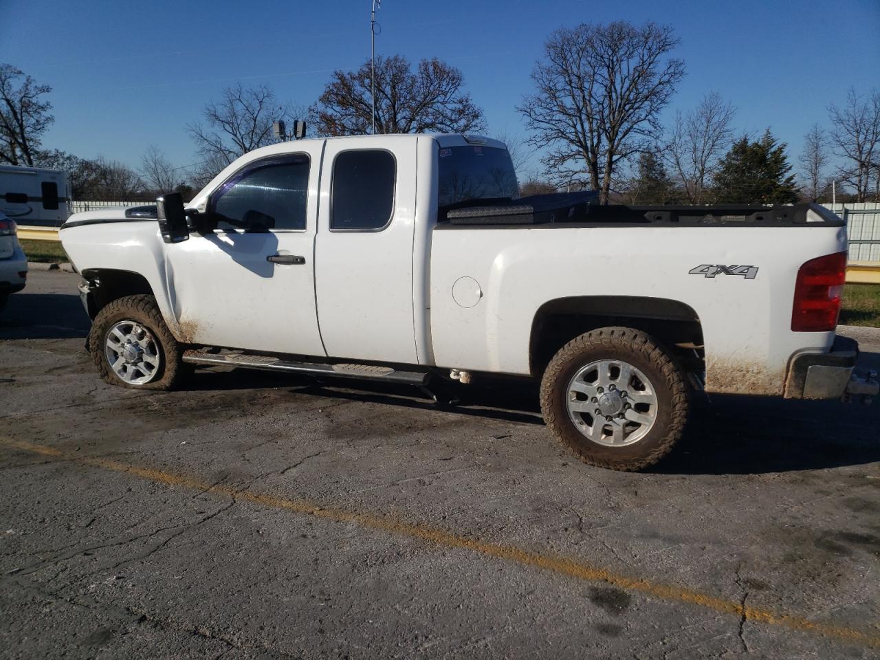 2011 Chevrolet Silverado VIN 1GC2KVC87BZ237603 Copart auction photo, front end / side damage thumbnail 2