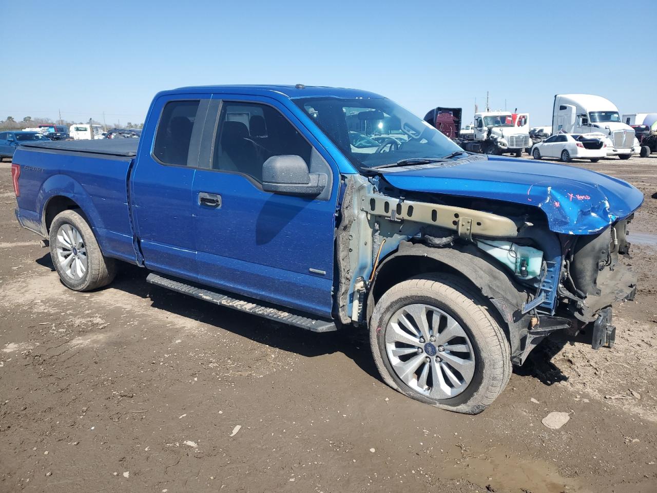 2016 Ford F-150 VIN 1FTEX1CP0GKE60242 Copart auction photo, front end / side damage thumbnail 4
