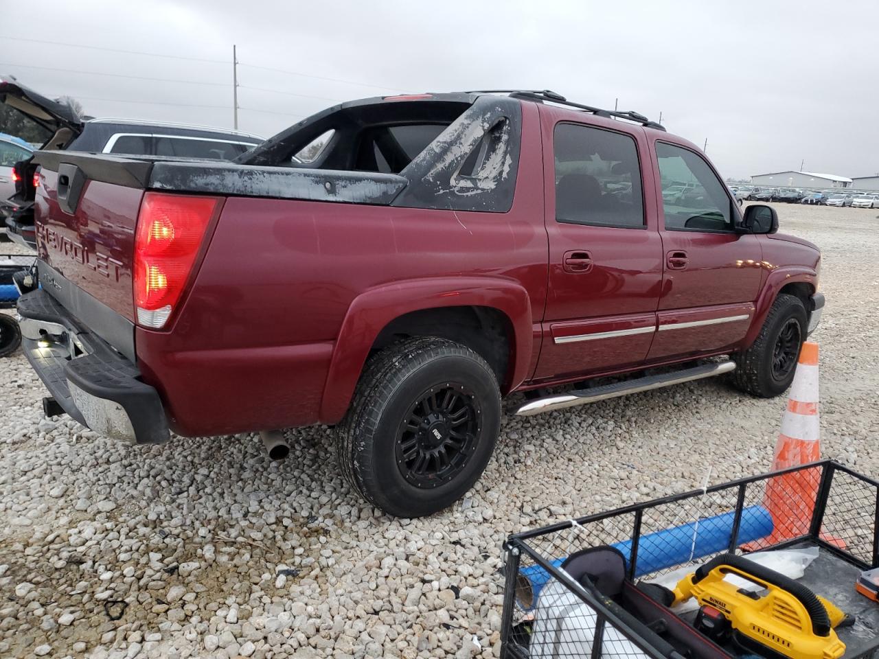 2006 Chevrolet Avalanche VIN 3GNEC12Z36G129960 Copart auction photo, rear end damage thumbnail 3