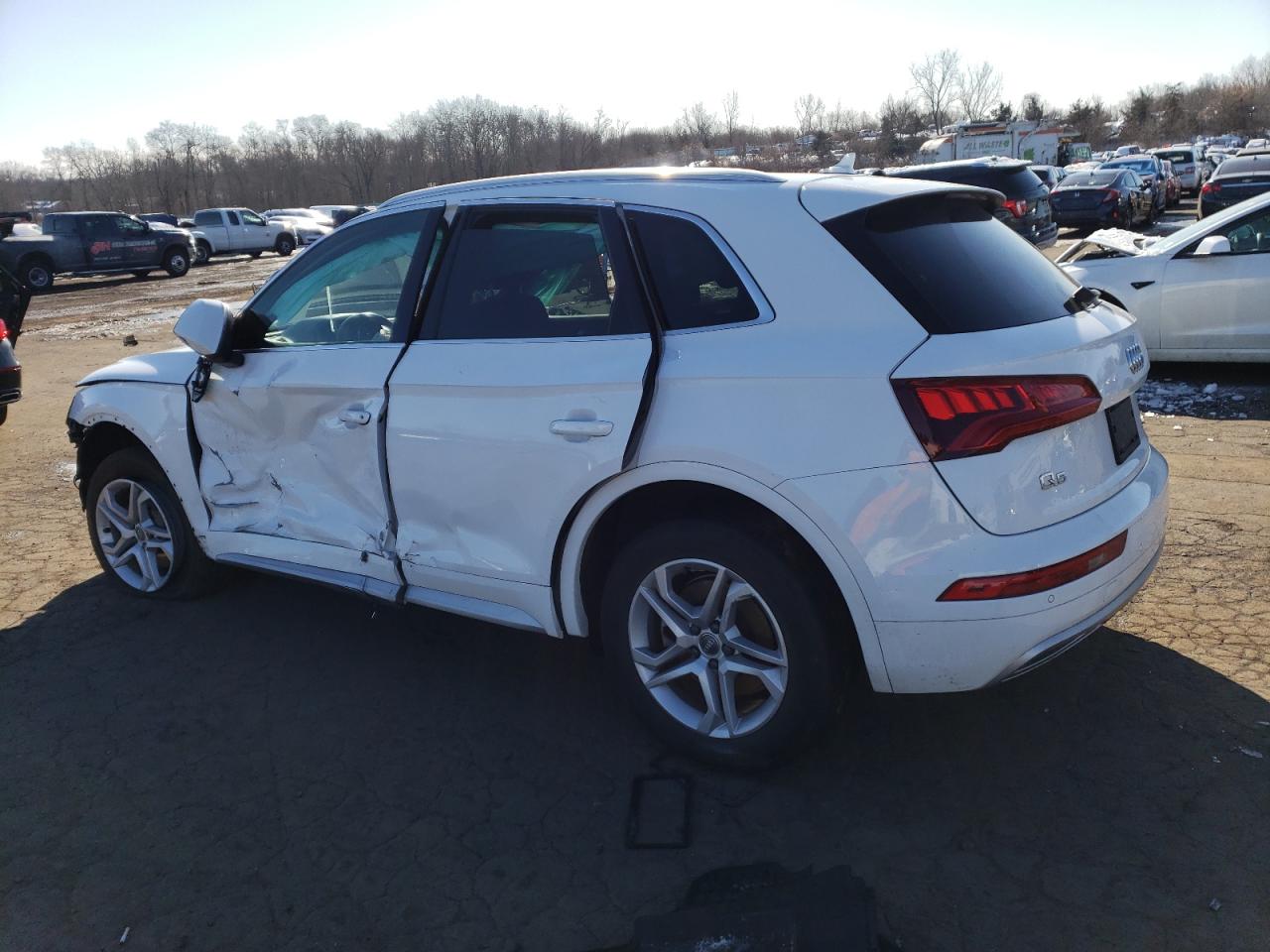 2018 Audi Q5 VIN WA1BNAFY5J2085544 Copart auction photo, side / front end damage thumbnail 2