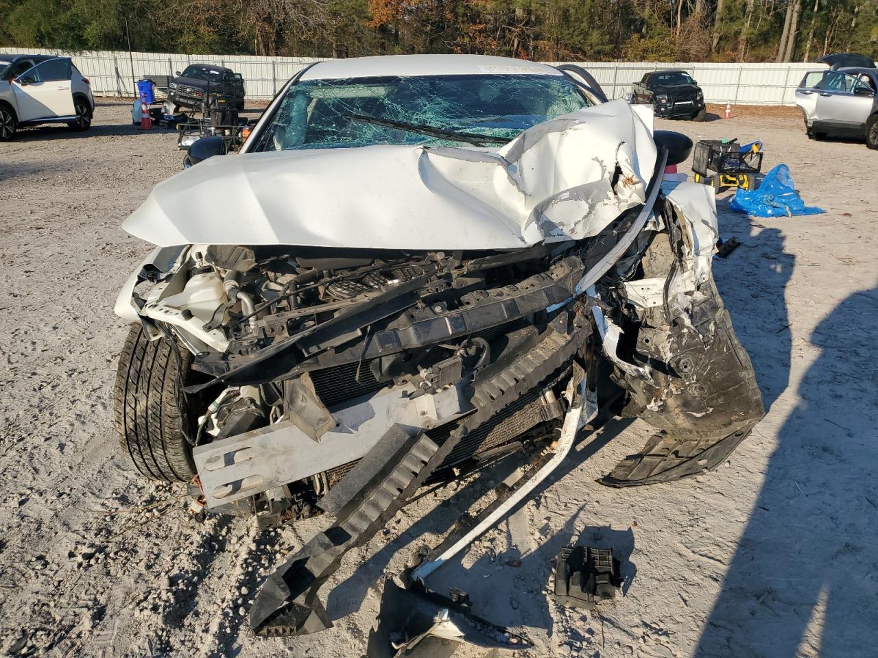 2019 Nissan Altima VIN 1N4BL4CV9KC195165 Copart auction photo, front end damage thumbnail 5