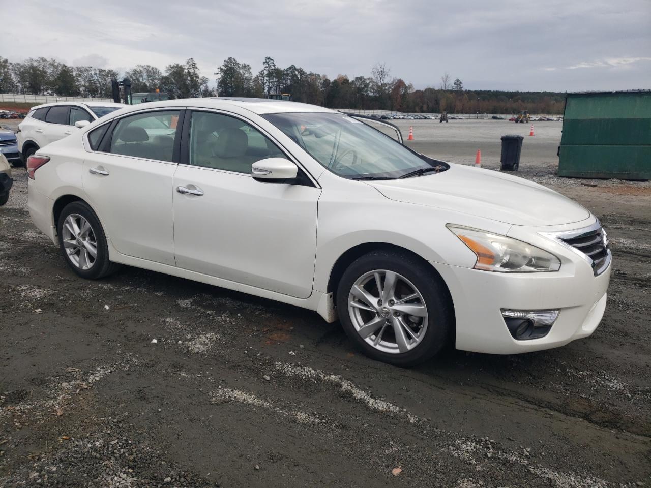 2015 Nissan Altima VIN 1N4AL3APXFC233471 Copart auction photo, side / front end damage thumbnail 4