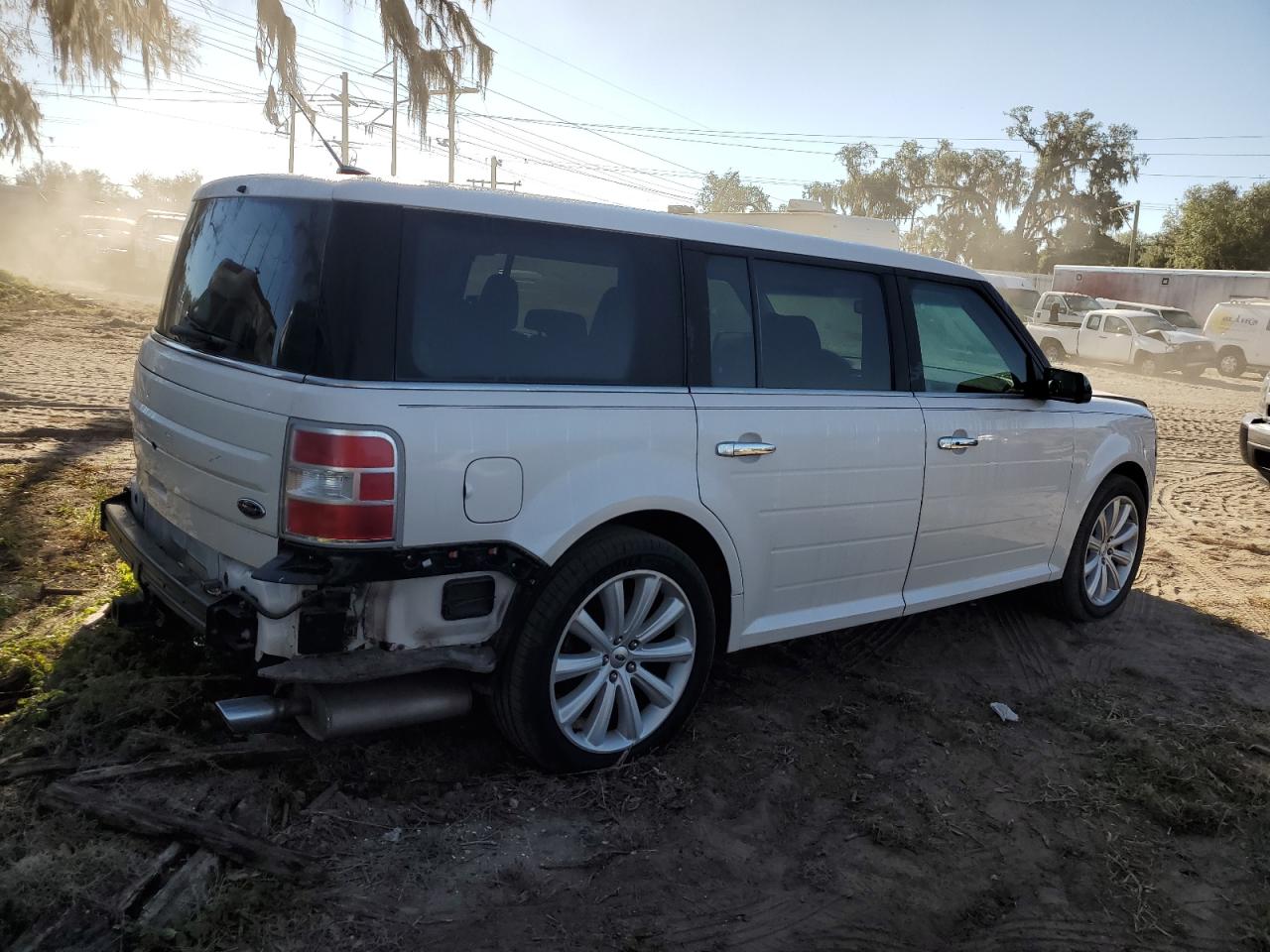 2017 Ford Flex VIN 2FMGK5C80HBA13571 Copart auction photo, rear end / minor dent/scratches damage thumbnail 3