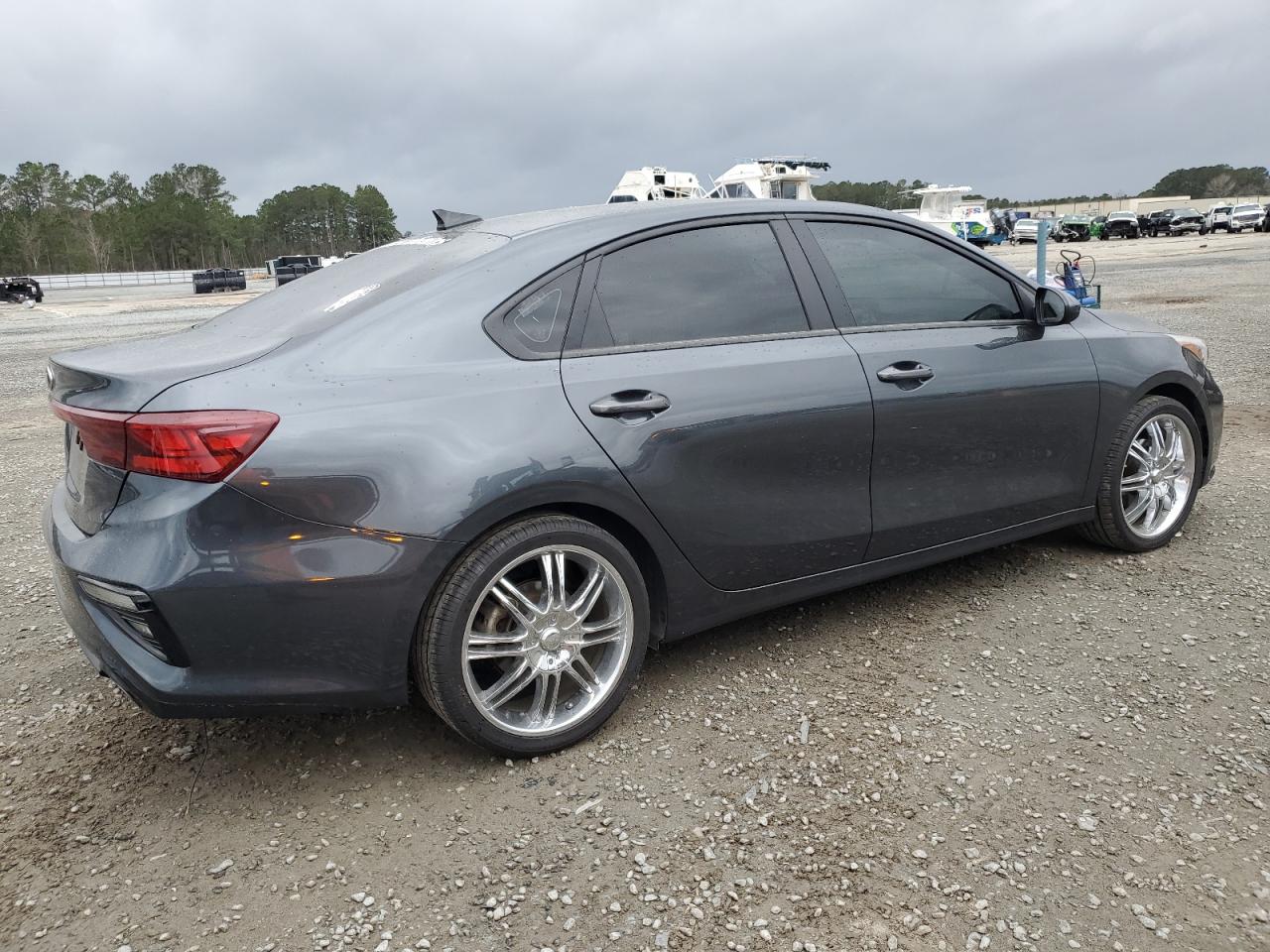 2021 KIA Forte VIN 3KPF24AD8ME387956 Copart auction photo, side damage thumbnail 3