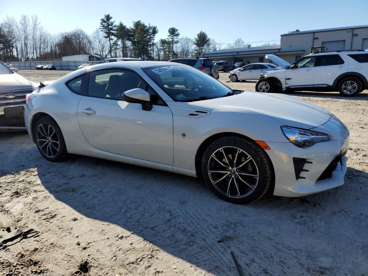 2018 Toyota GT86 VIN JF1ZNAA18J9701152 Copart auction photo, rear end damage thumbnail 4