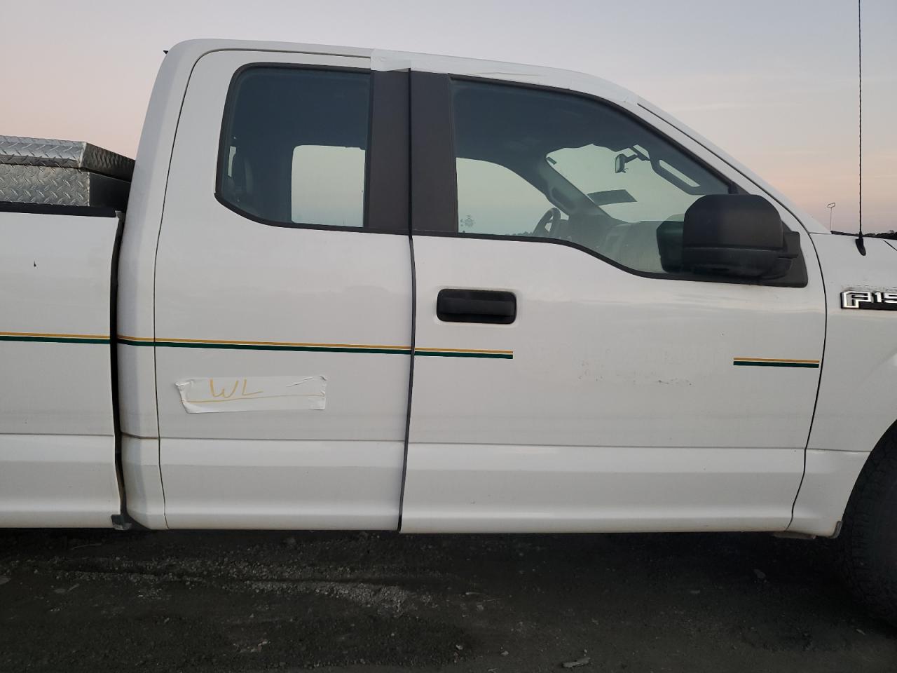 2019 Ford F-150 VIN 1FTEX1C5XKKE74415 Copart auction photo, water/flood / minor dent/scratches damage thumbnail 12