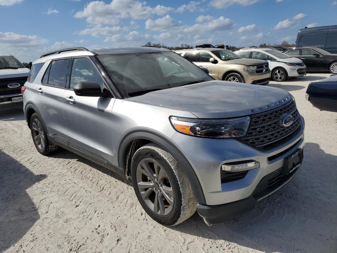 2021 Ford Explorer VIN 1FMSK7DH2MGB32911 Copart auction photo, water/flood damage thumbnail 4