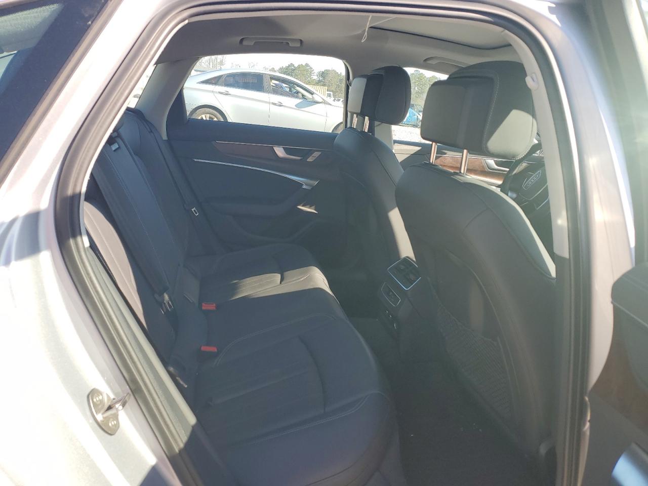 2019 Audi A6 VIN WAUK2AF28KN029671 Copart auction photo, front end / minor dent/scratches damage thumbnail 10