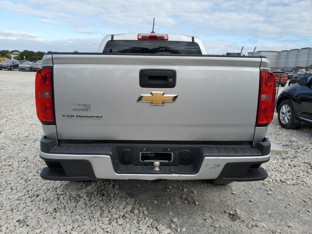 2017 Chevrolet Colorado VIN 1GCGSBEA5H1240494 Copart auction photo, front end damage thumbnail 6