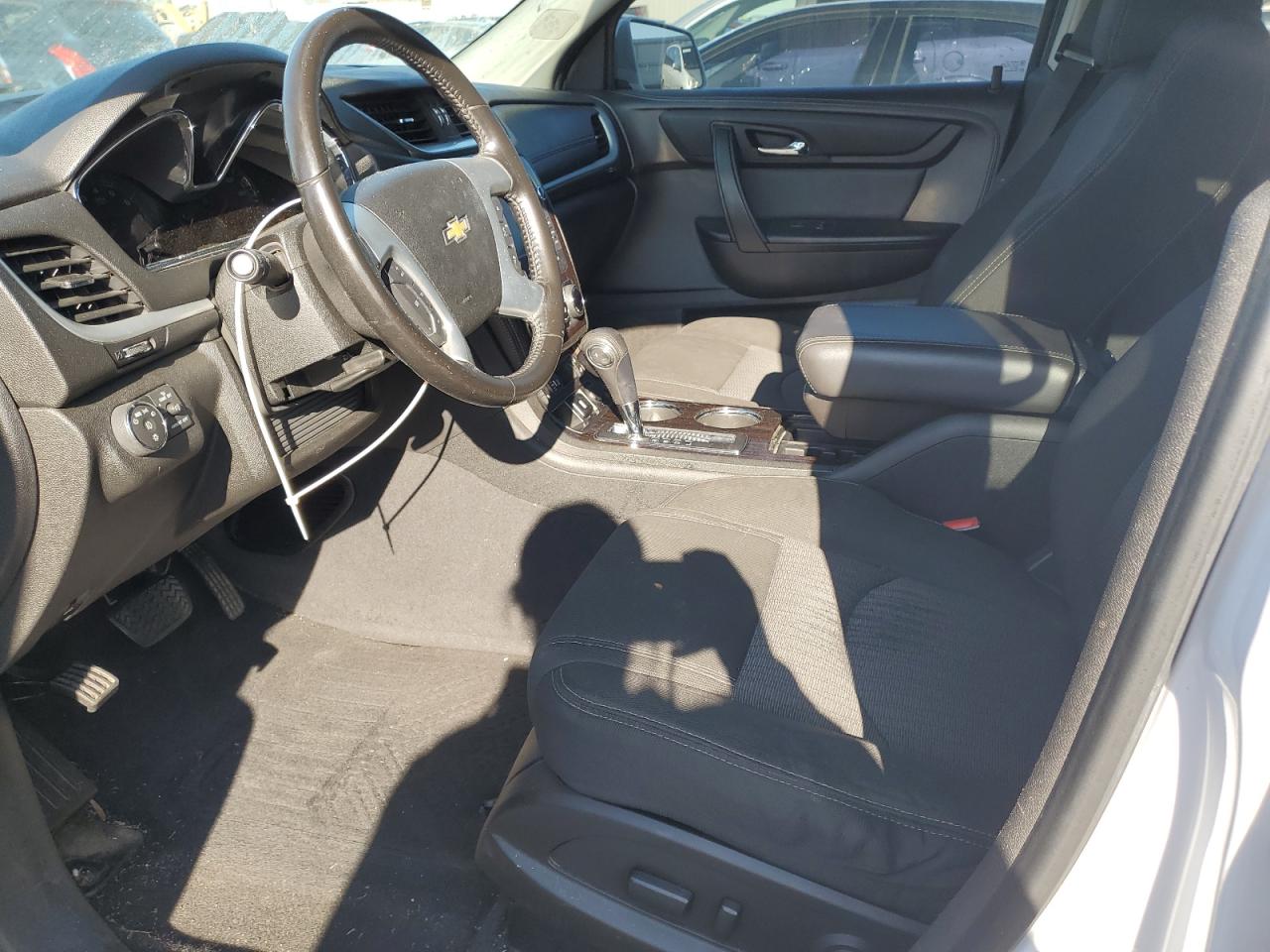 2016 Chevrolet Traverse VIN 1GNKRGKD0GJ149642 Copart auction photo, all over damage thumbnail 7