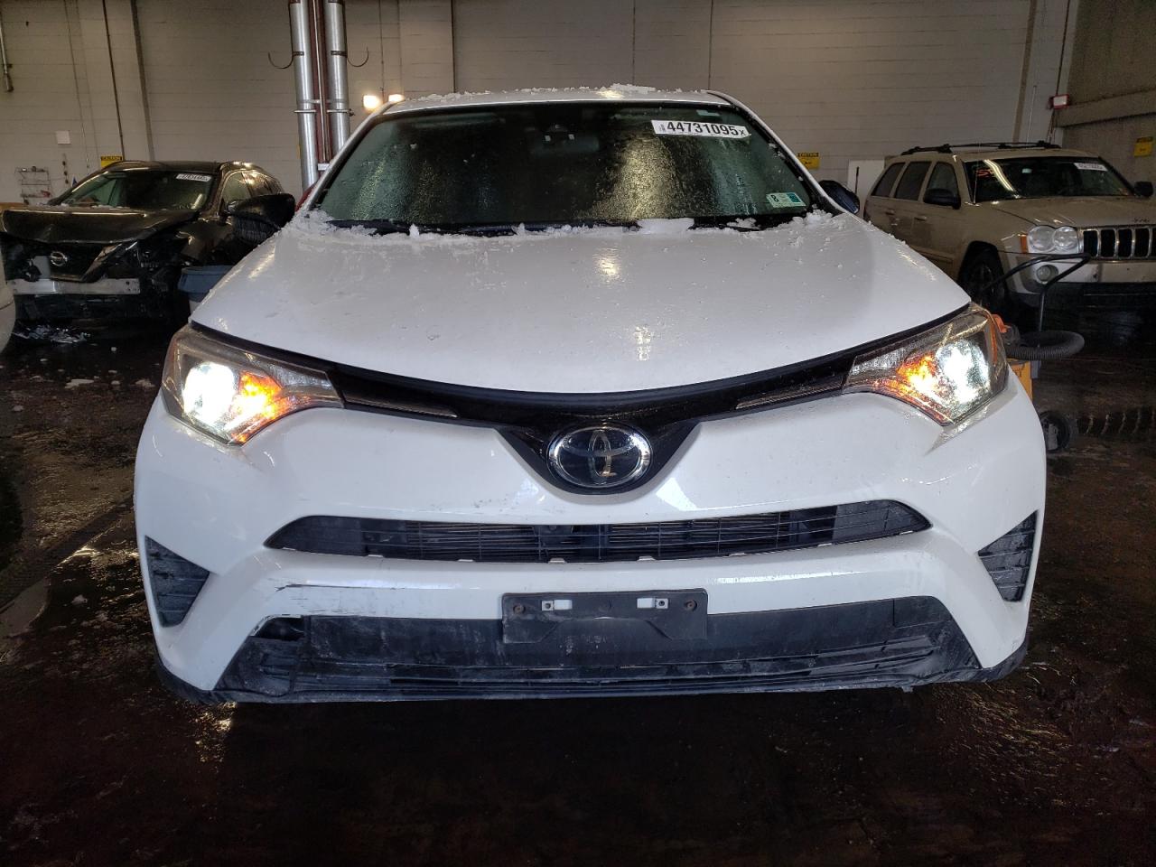 2017 Toyota RAV 4 VIN JTMBFREV0HJ712739 Copart auction photo, side / rear end damage thumbnail 5