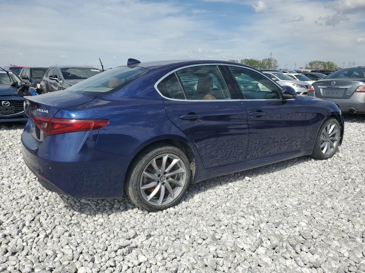 2017 Alfa Romeo Giulia VIN ZARFAEDN9H7536870 Copart auction photo, front end / hail damage thumbnail 3