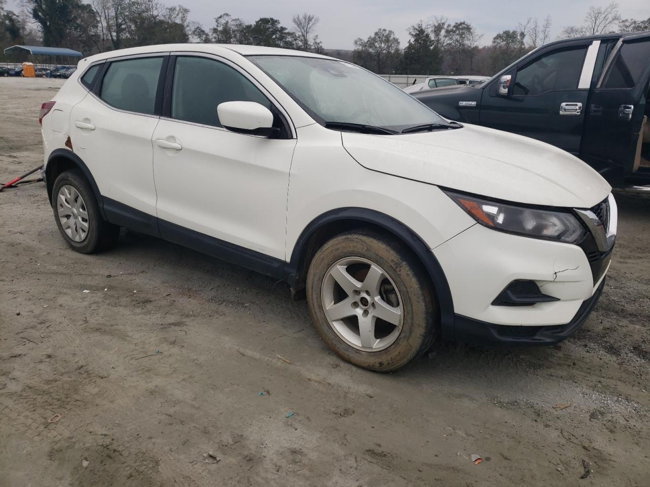 2020 Nissan Rogue VIN JN1BJ1CV9LW277270 Copart auction photo, vandalism / minor dent/scratches damage thumbnail 4