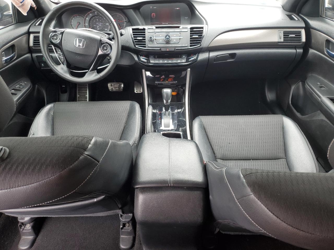 2016 Honda Accord VIN 1HGCR2F5XGA105314 Copart auction photo, side / rear end damage thumbnail 8