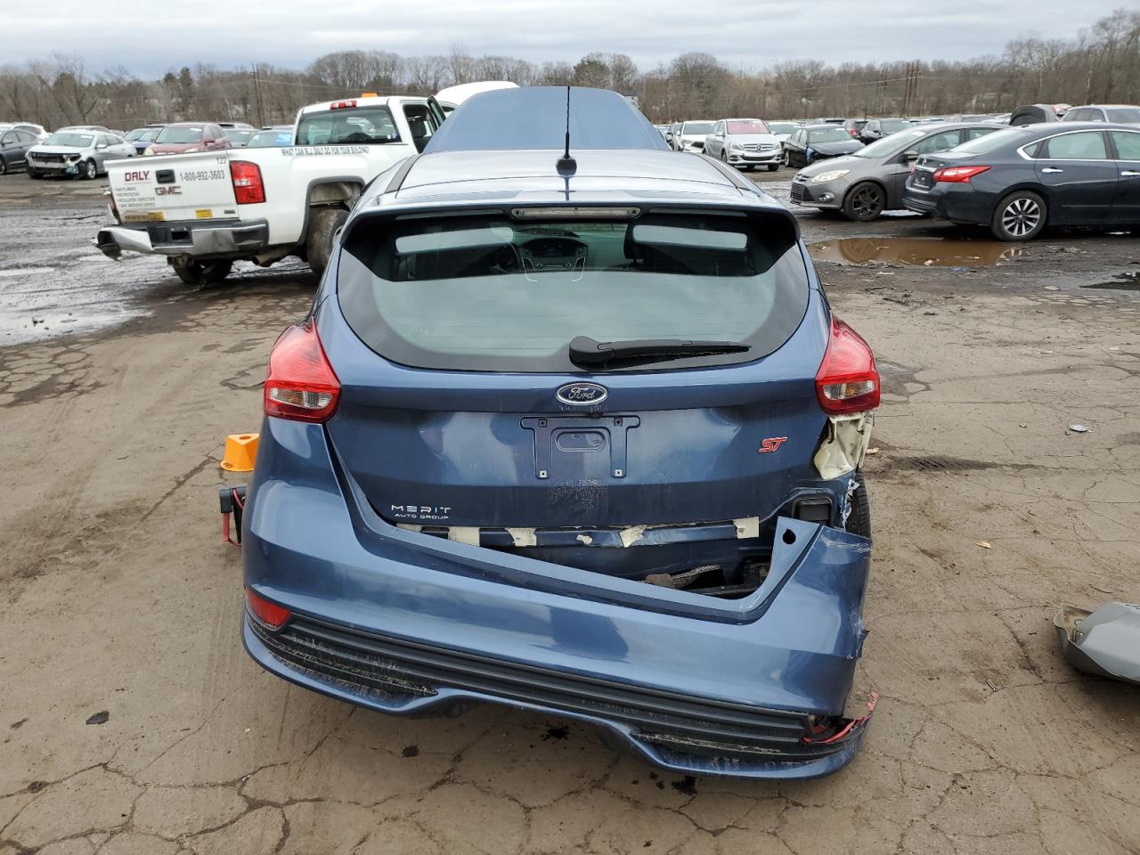 2018 Ford Focus VIN 1FADP3L93JL209375 Copart auction photo, side / rear end damage thumbnail 6