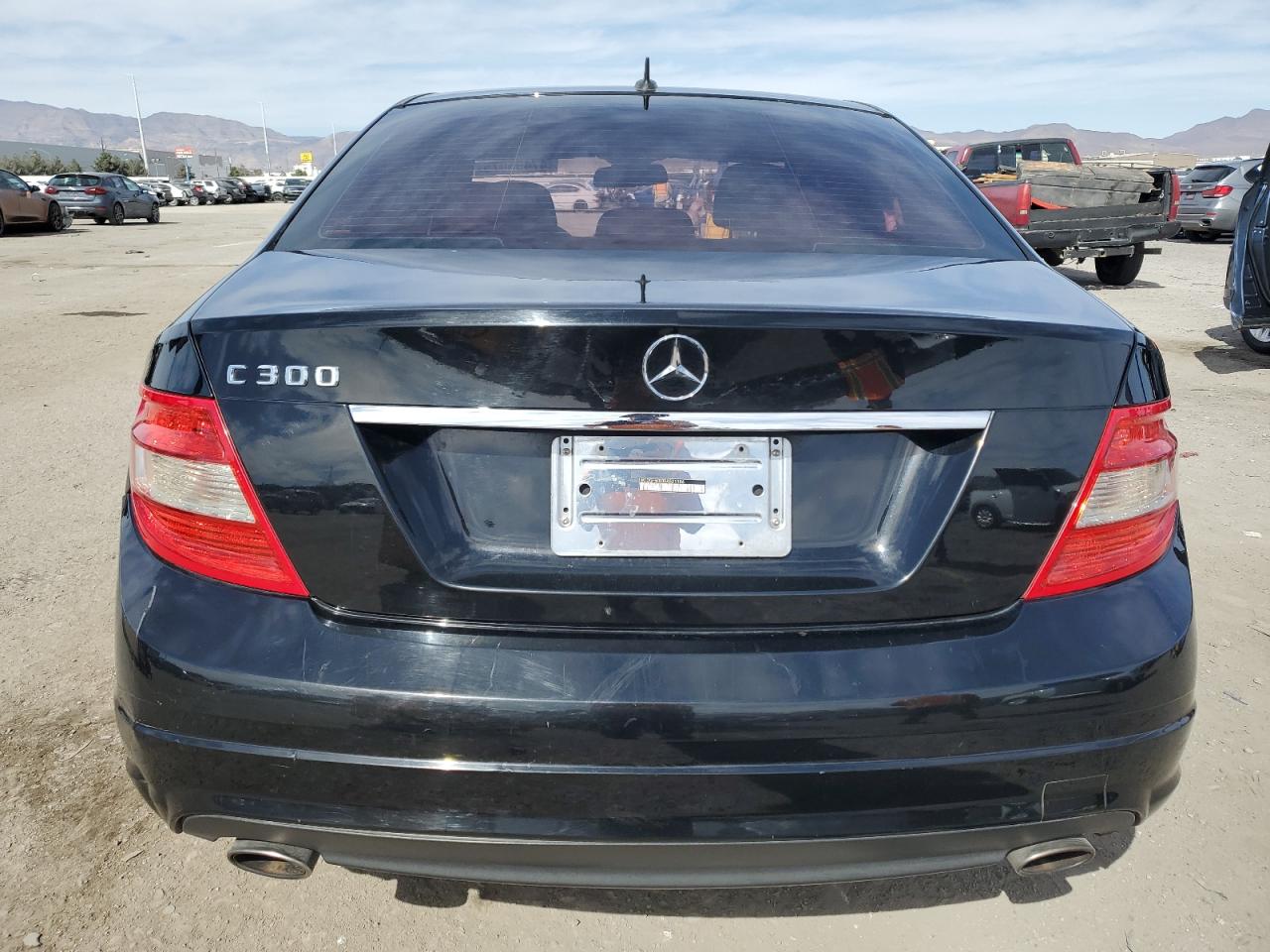 2011 Mercedes-Benz C-klasse VIN WDDGF5EB3BA521186 Copart auction photo, front end / side damage thumbnail 6