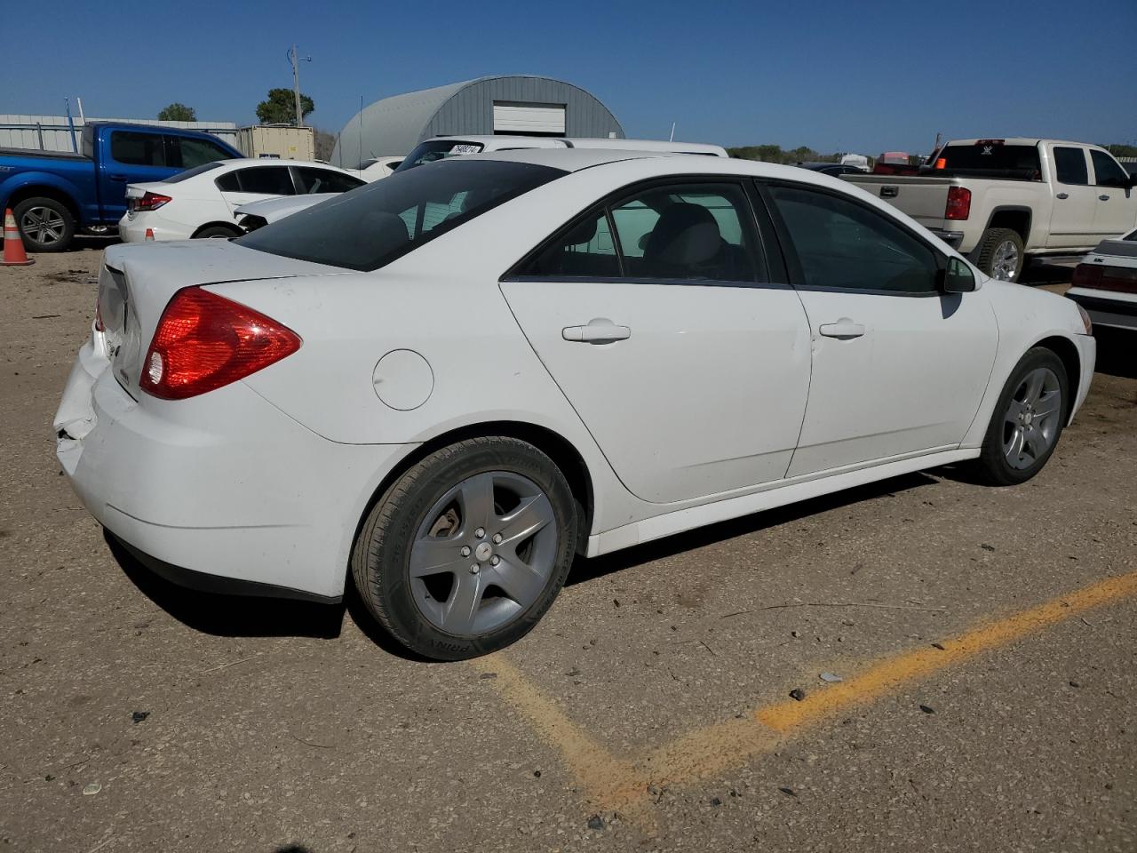 2010 Pontiac G6 VIN 1G2ZA5E06A4166354 Copart auction photo, rear end / side damage thumbnail 3
