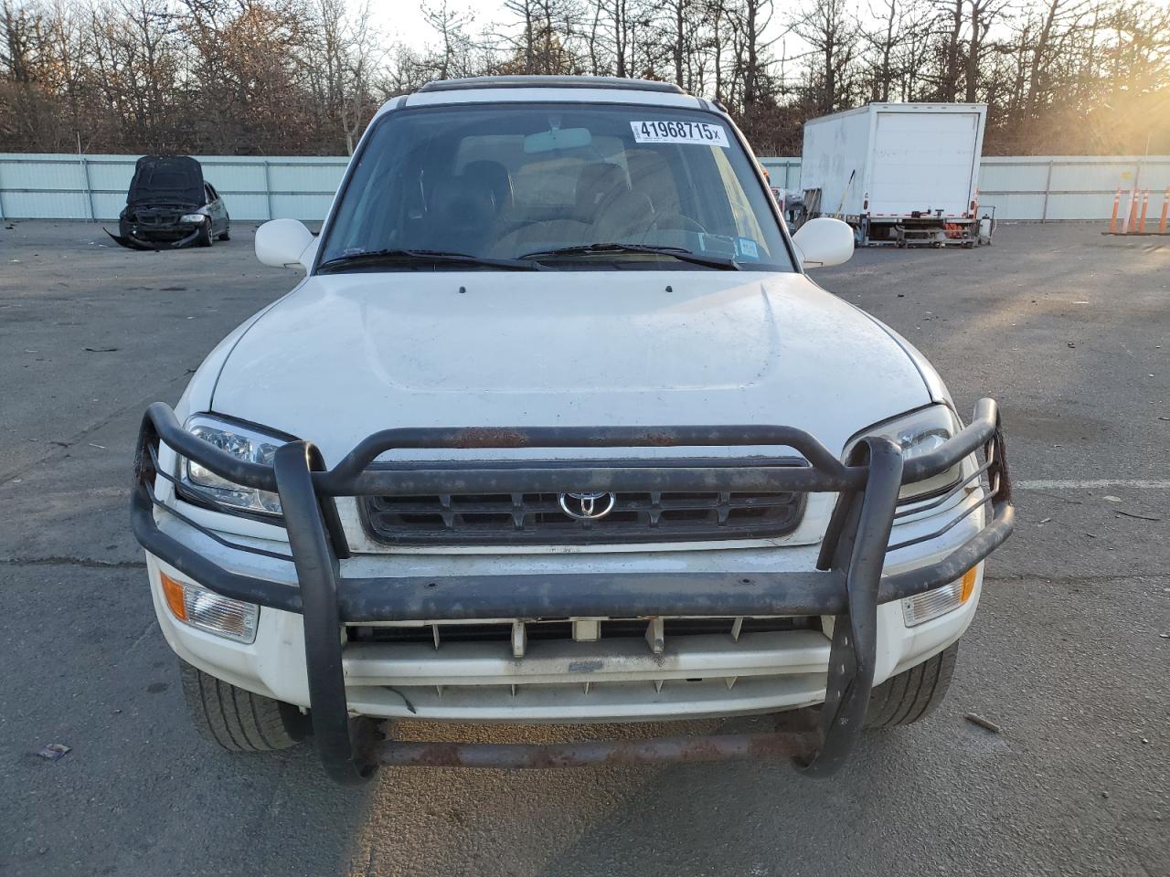 2000 Toyota RAV 4 VIN JT3HP10V3Y7167492 Copart auction photo, rear end / front end damage thumbnail 5