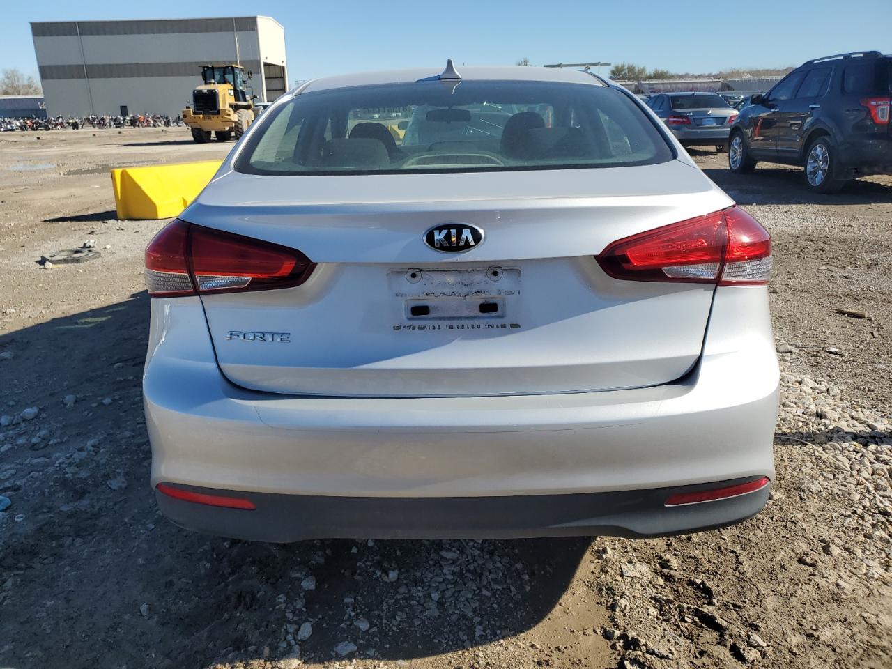 2018 KIA Forte VIN 3KPFK4A72JE177505 Copart auction photo, front end damage thumbnail 6