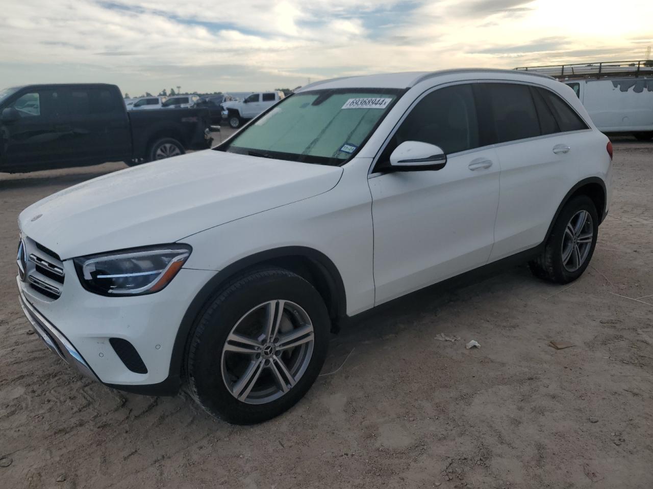 2021 Mercedes-Benz GLC VIN W1N0G8DB1MF869823
