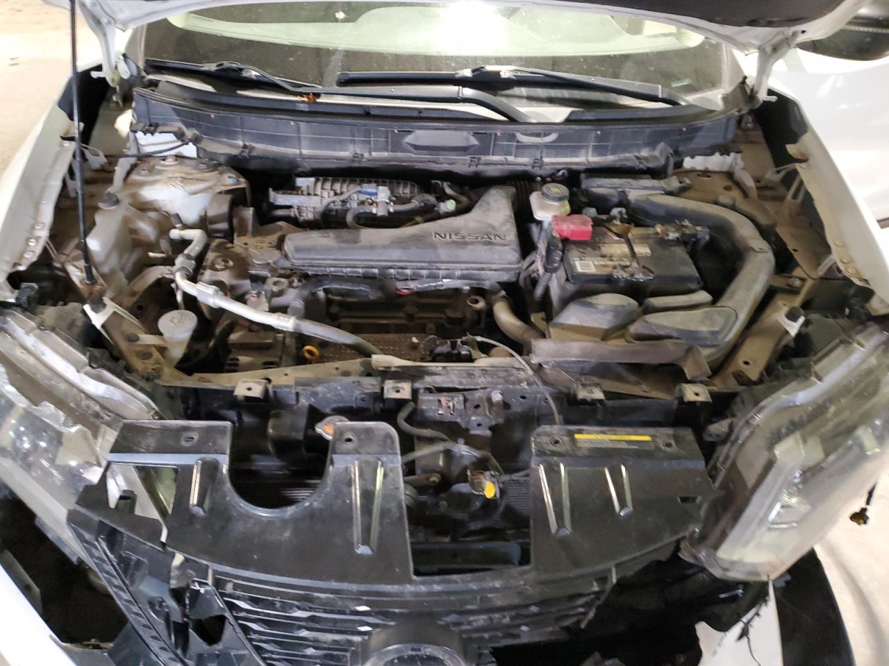 2017 Nissan Rogue VIN 5N1AT2MV6HC805472 Copart auction photo, front end / minor dent/scratches damage thumbnail 14