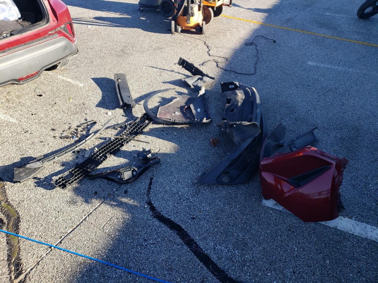 2018 Toyota C-HR VIN NMTKHMBX6JR026859 Copart auction photo, front end / minor dent/scratches damage thumbnail 15