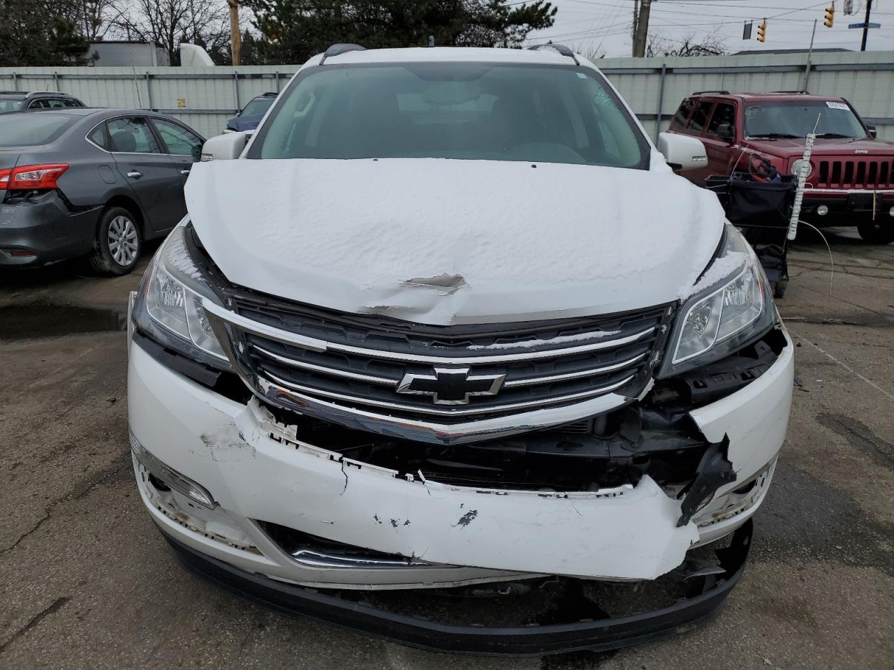2017 Chevrolet Traverse VIN 1GNKRGKD8HJ239770 Copart auction photo, front end damage thumbnail 5