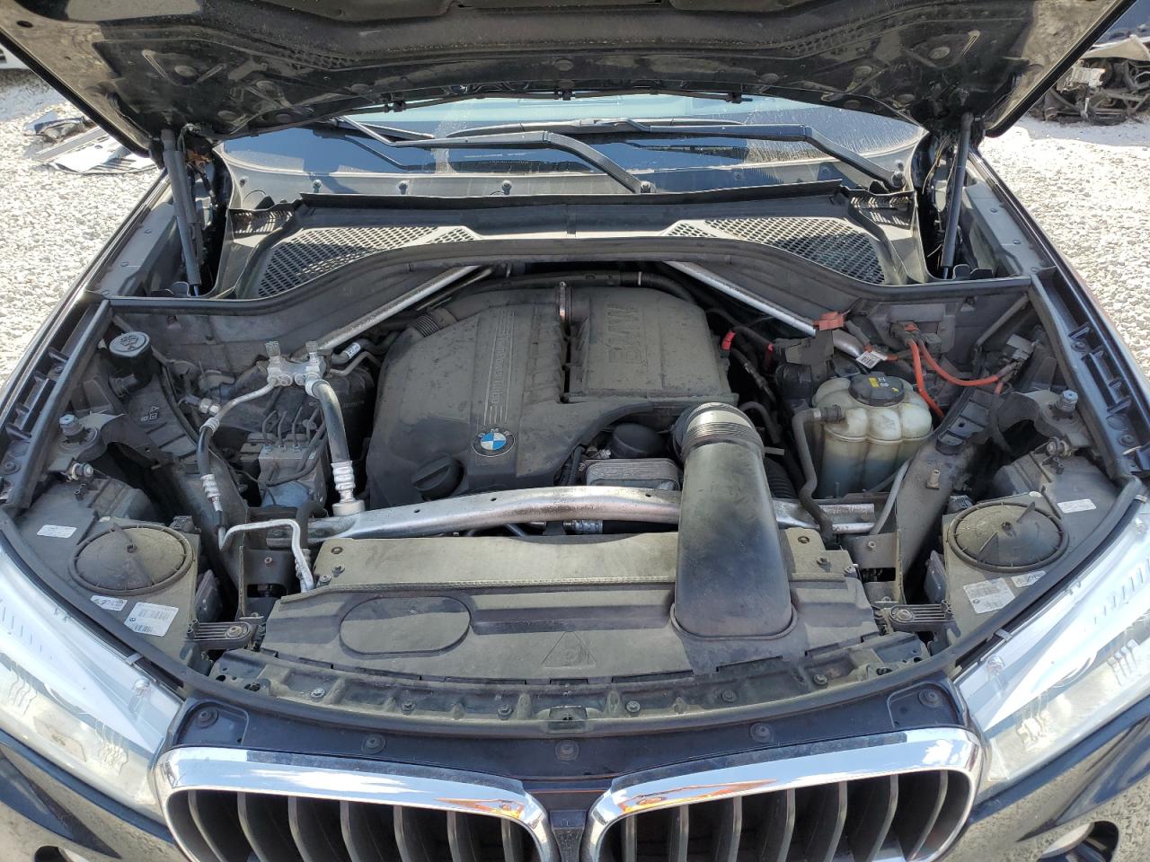 2018 BMW X5 VIN 5UXKR0C54J0X98833 Copart auction photo, rear end / minor dent/scratches damage thumbnail 12