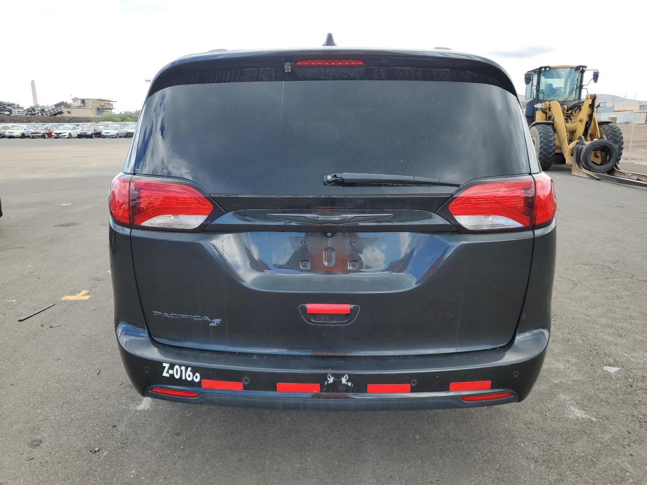 2019 Chrysler Pacifica VIN 2C4RC1BGXKR567355 Copart auction photo, front end / rear end damage thumbnail 6