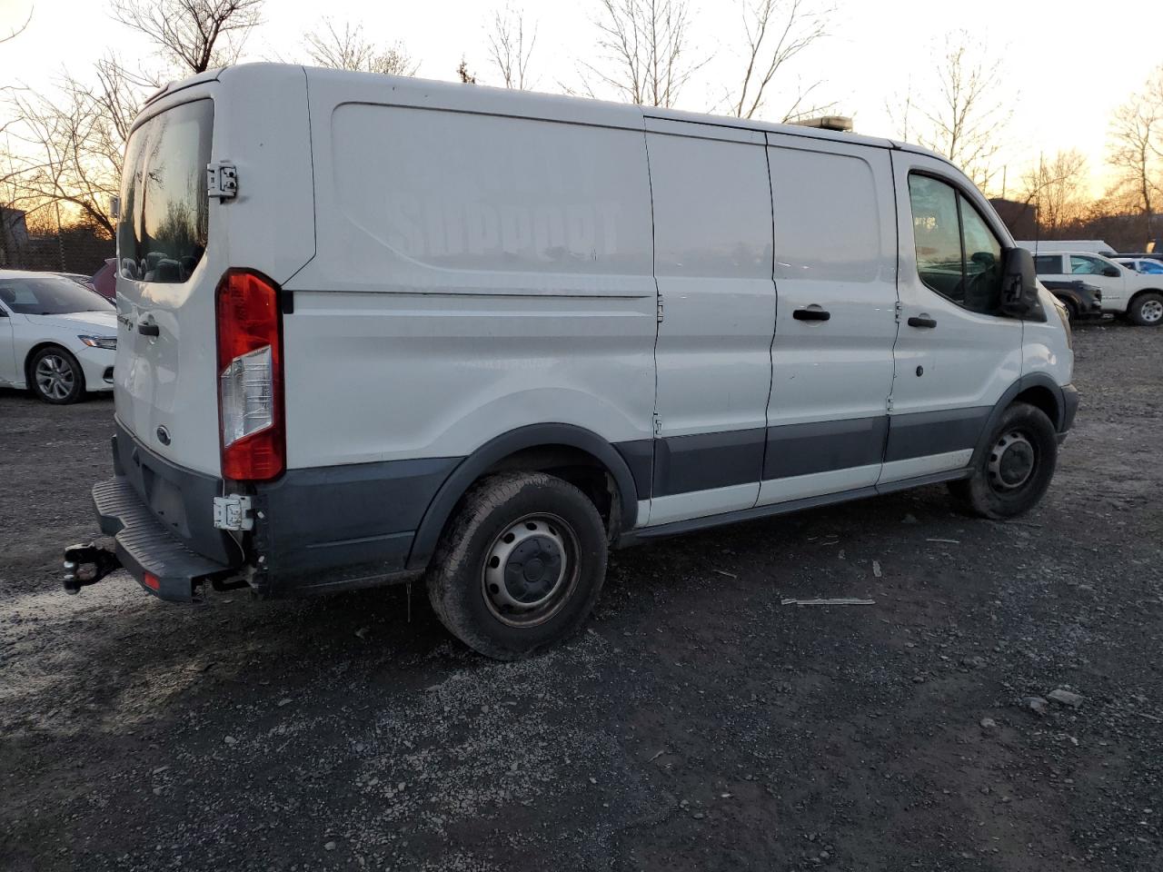 2016 Ford Transit VIN 1FTYE1ZM4GKA63584 Copart auction photo, side / front end damage thumbnail 3