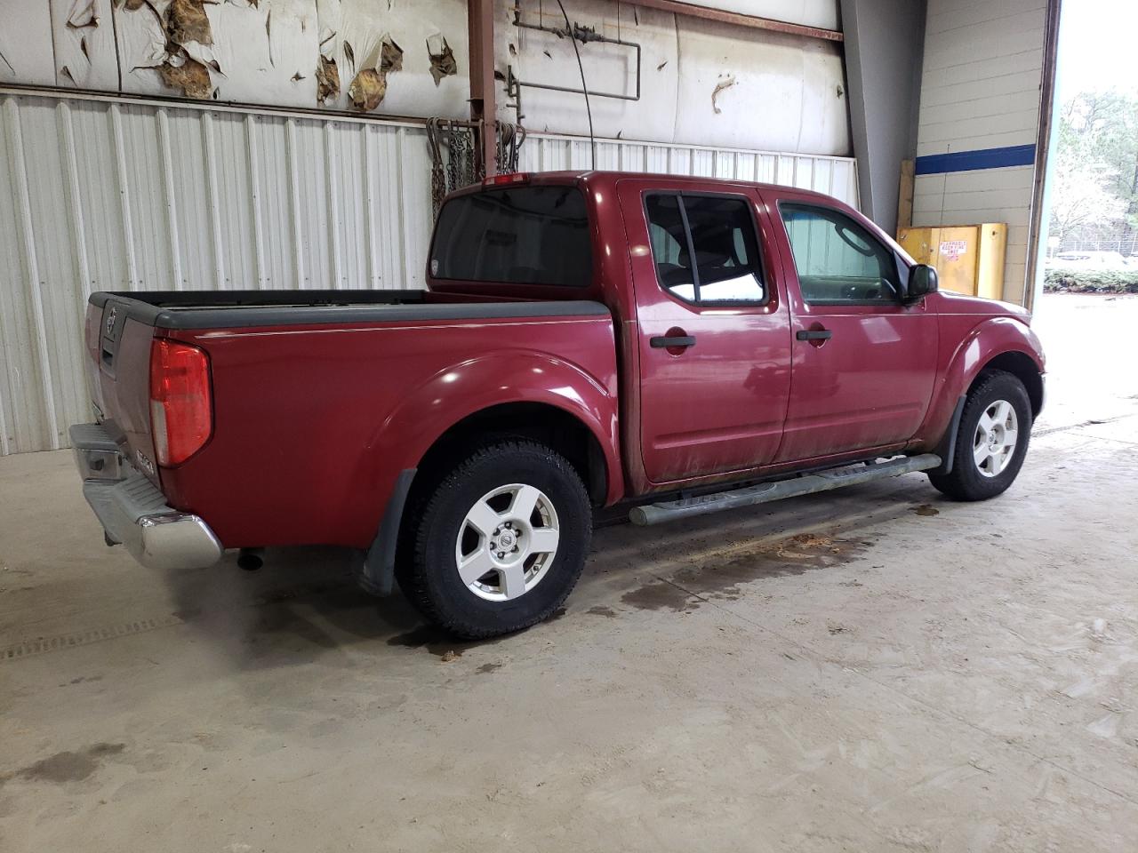 2007 Nissan Navara (Frontier) VIN 1N6AD07W07C403100 Copart auction photo, normal wear damage thumbnail 3