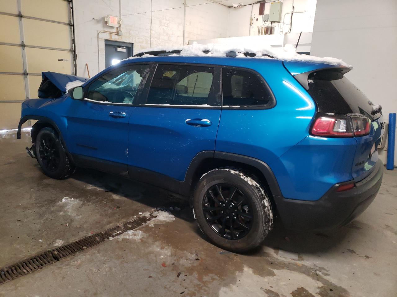 2023 Jeep Cherokee VIN 1C4PJMMB8PD115267 Copart auction photo, front end damage thumbnail 2