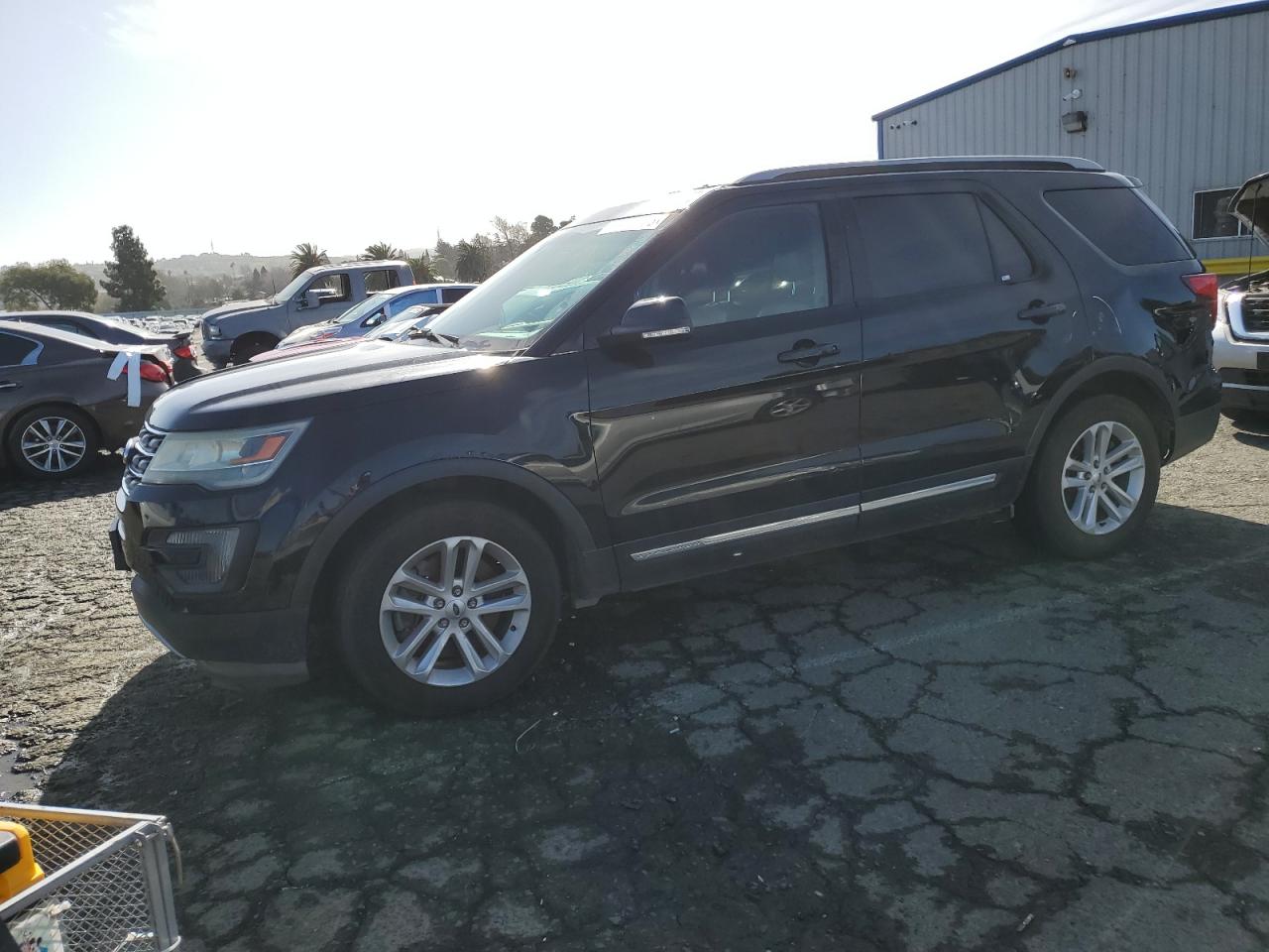 2016 Ford Explorer VIN 1FM5K7D83GGA52132